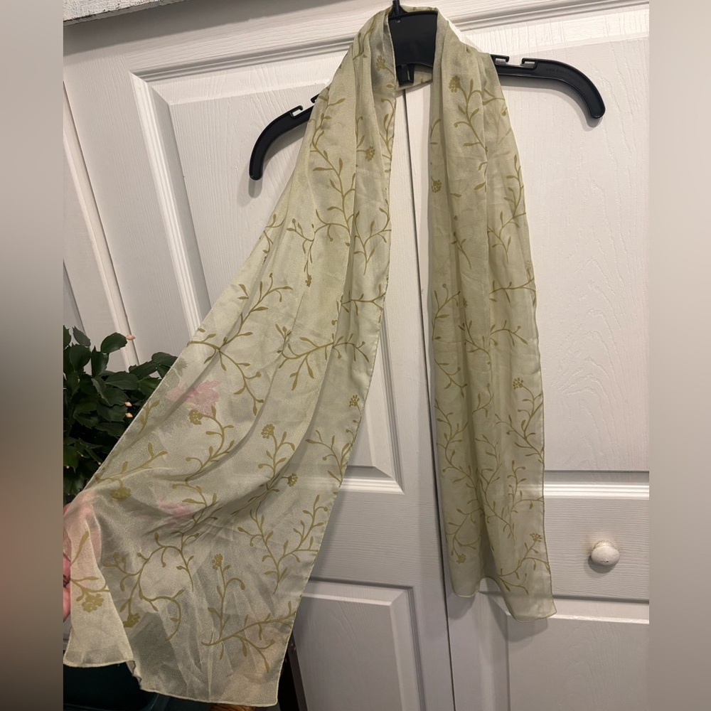 Luxury Lightweight Material Floral Embroidered Women’s Scarf